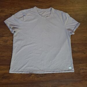 Vuori Women's Mauve Feather Athleisure Casual Trendy Chic T-Shirt Size Small